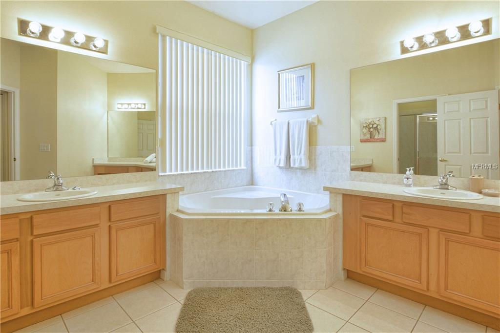 714 ORISTA DRIVE, DAVENPORT, Florida 33897, 5 Bedrooms Bedrooms, 3 Rooms Rooms,4 BathroomsBathrooms,Residential,For sale,ORISTA,S4850511