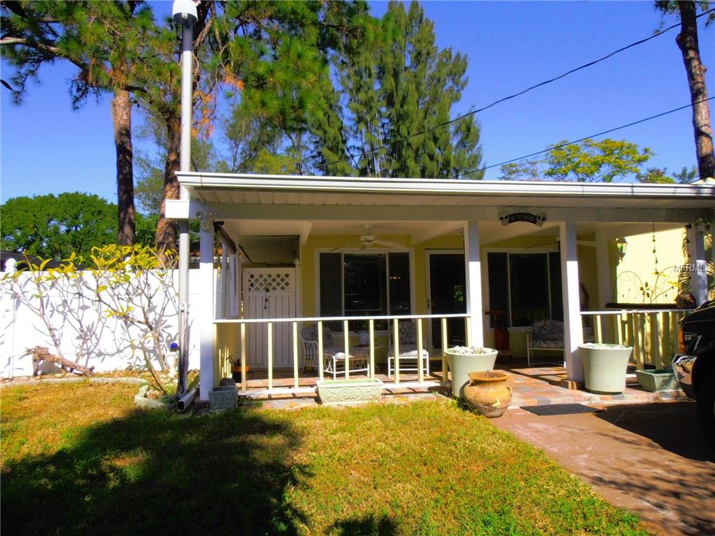 1549 DELAWARE AVENUE NE, ST PETERSBURG, Florida 33703, 3 Bedrooms Bedrooms, 6 Rooms Rooms,2 BathroomsBathrooms,Residential,For sale,DELAWARE,W7635873