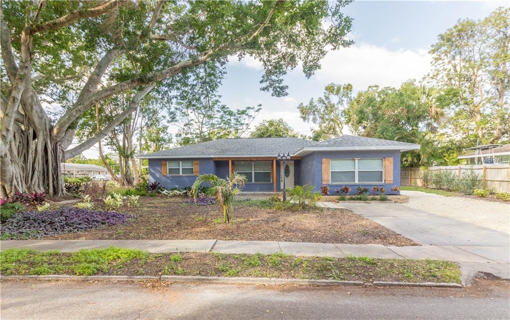 1016 41ST STREET COURT W, BRADENTON, Florida 34205, 3 Bedrooms Bedrooms, 5 Rooms Rooms,2 BathroomsBathrooms,Residential,For sale,41ST STREET,A4204635