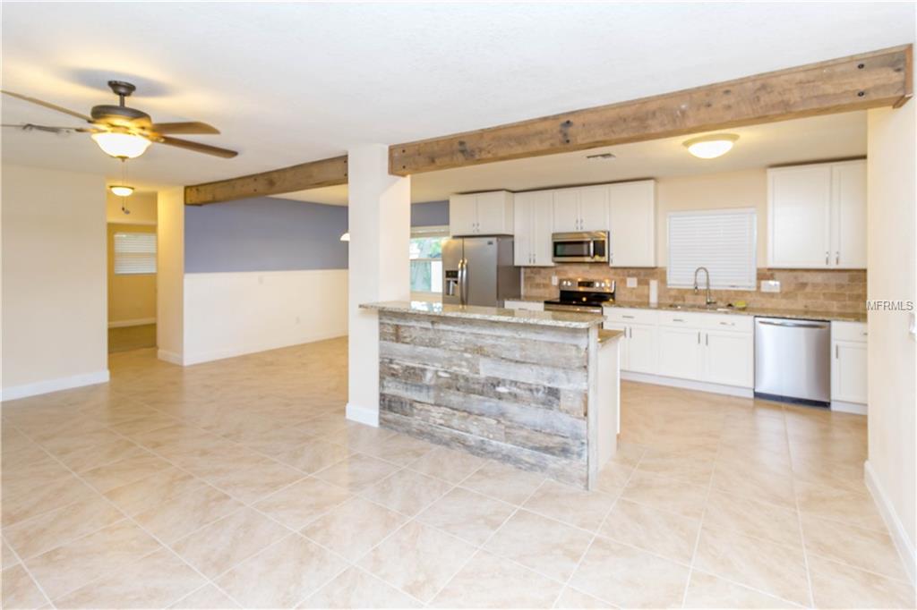 1016 41ST STREET COURT W, BRADENTON, Florida 34205, 3 Bedrooms Bedrooms, 5 Rooms Rooms,2 BathroomsBathrooms,Residential,For sale,41ST STREET,A4204635