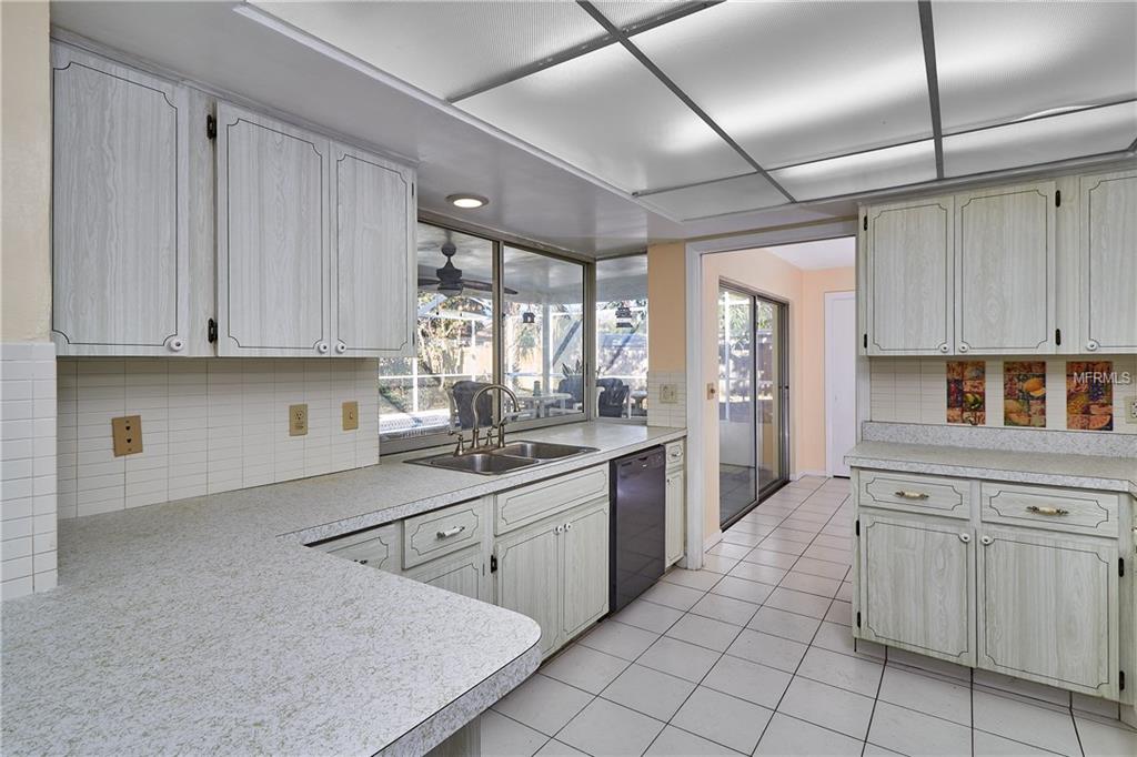 1570 BUDLEIGH STREET, CLEARWATER, Florida 33756, 4 Bedrooms Bedrooms, 8 Rooms Rooms,2 BathroomsBathrooms,Residential,For sale,BUDLEIGH,U7844763