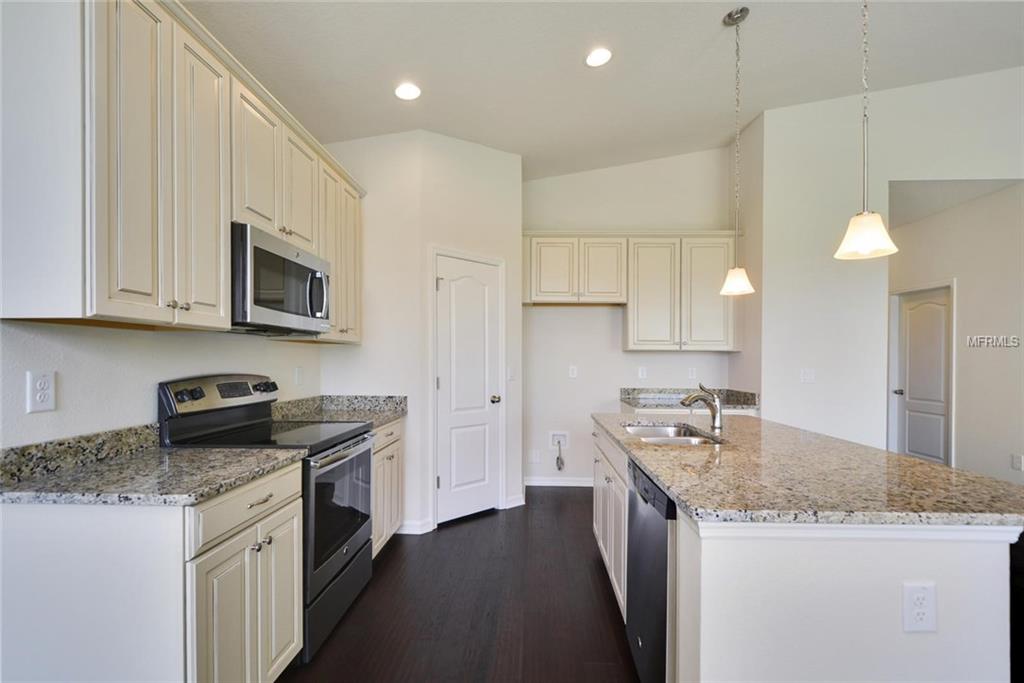 1219 GARRETT GILLIAM DRIVE, OCOEE, Florida 34761, 3 Bedrooms Bedrooms, 8 Rooms Rooms,2 BathroomsBathrooms,Residential,For sale,GARRETT GILLIAM,W7637229