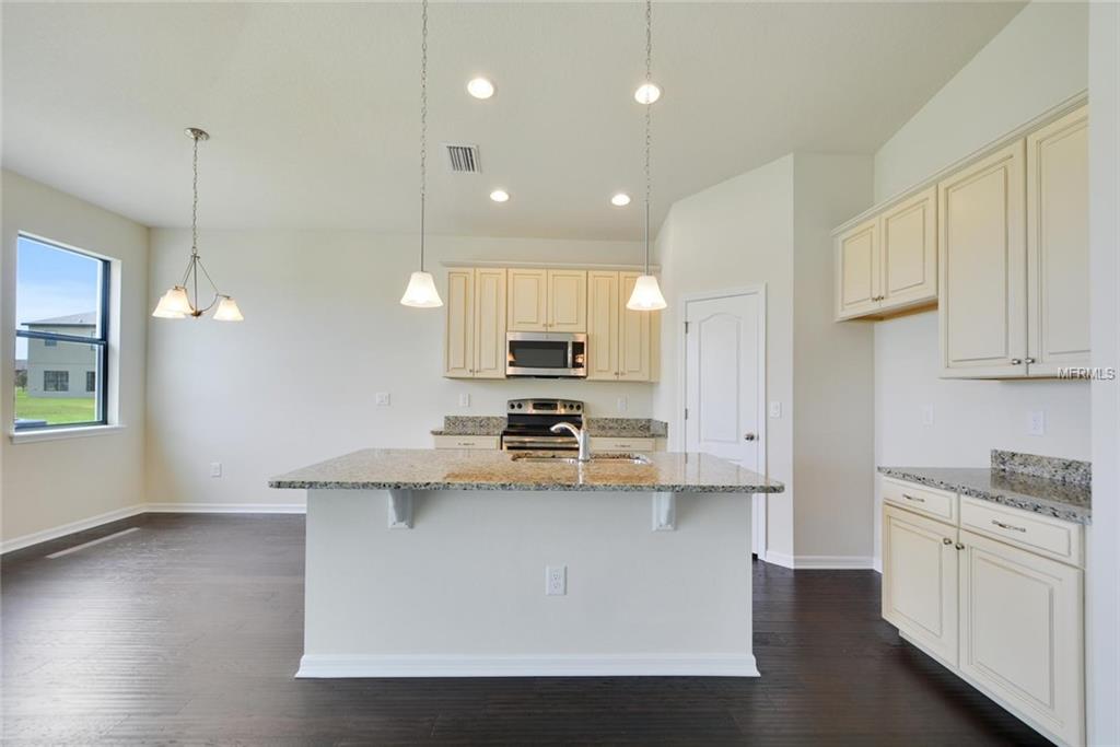 1219 GARRETT GILLIAM DRIVE, OCOEE, Florida 34761, 3 Bedrooms Bedrooms, 8 Rooms Rooms,2 BathroomsBathrooms,Residential,For sale,GARRETT GILLIAM,W7637229