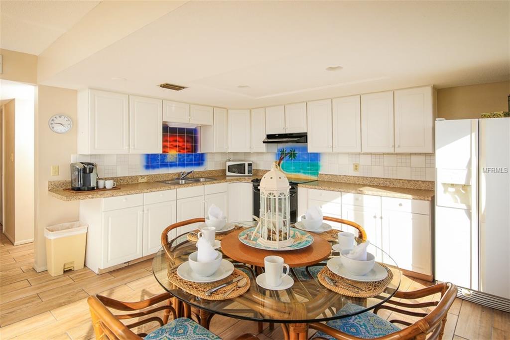 5055 N BEACH ROAD, ENGLEWOOD, Florida 34223, 2 Bedrooms Bedrooms, 4 Rooms Rooms,1 BathroomBathrooms,Residential,For sale,BEACH,D5922775