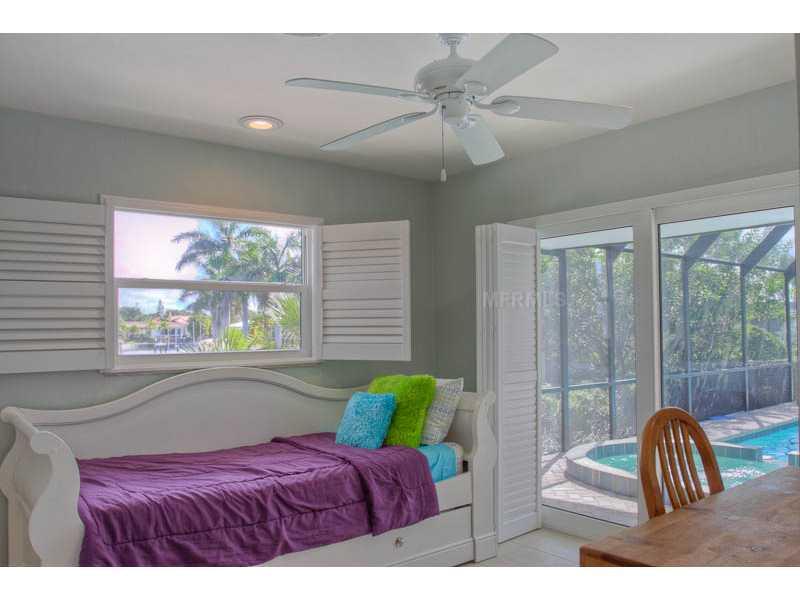 5519 AZURE WAY, SARASOTA, Florida 34242, 4 Bedrooms Bedrooms, ,3 BathroomsBathrooms,Rental,For Rent,AZURE,A3984202