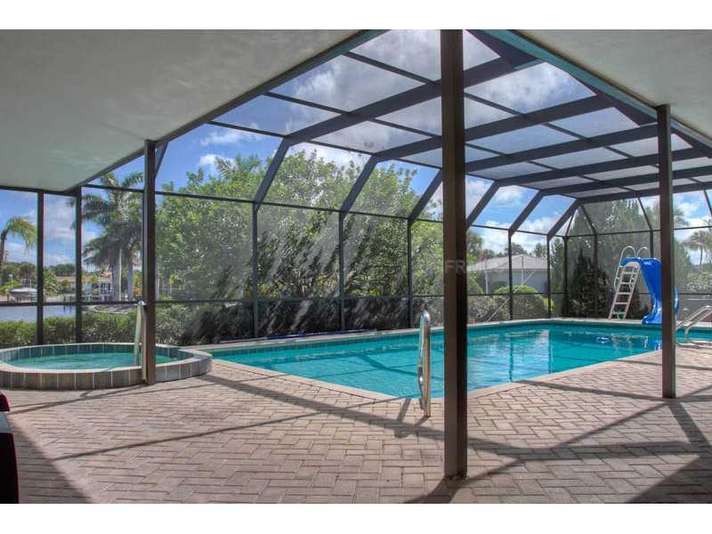 5519 AZURE WAY, SARASOTA, Florida 34242, 4 Bedrooms Bedrooms, ,3 BathroomsBathrooms,Rental,For Rent,AZURE,A3984202