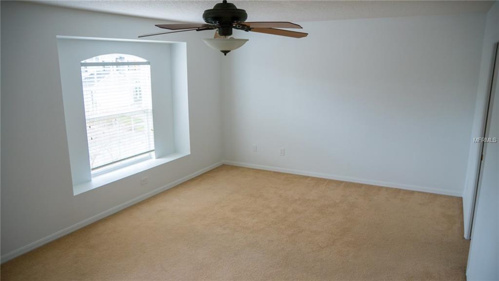 9833 BENNINGTON CHASE DRIVE, ORLANDO, Florida 32829, 5 Bedrooms Bedrooms, 6 Rooms Rooms,3 BathroomsBathrooms,Residential,For sale,BENNINGTON CHASE,V4722769