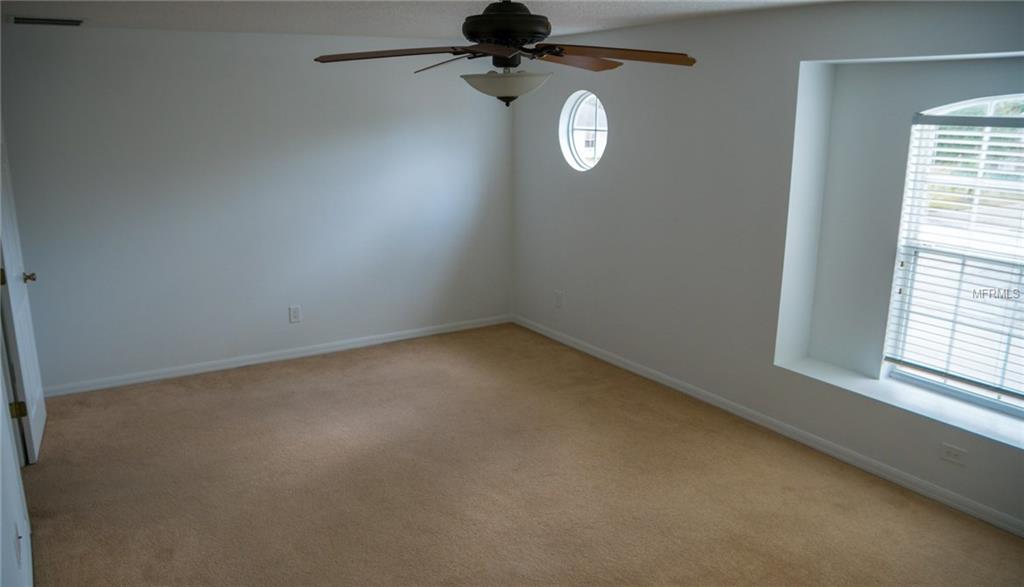 9833 BENNINGTON CHASE DRIVE, ORLANDO, Florida 32829, 5 Bedrooms Bedrooms, 6 Rooms Rooms,3 BathroomsBathrooms,Residential,For sale,BENNINGTON CHASE,V4722769