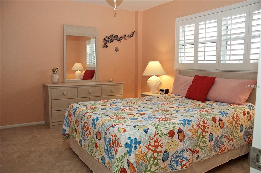 244 SAINT AUGUSTINE AVENUE, VENICE, Florida 34285, 2 Bedrooms Bedrooms, 6 Rooms Rooms,2 BathroomsBathrooms,Residential,For sale,SAINT AUGUSTINE,N5916284