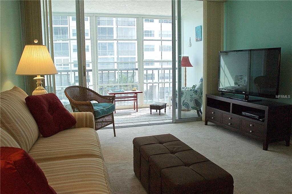 244 SAINT AUGUSTINE AVENUE, VENICE, Florida 34285, 2 Bedrooms Bedrooms, 6 Rooms Rooms,2 BathroomsBathrooms,Residential,For sale,SAINT AUGUSTINE,N5916284