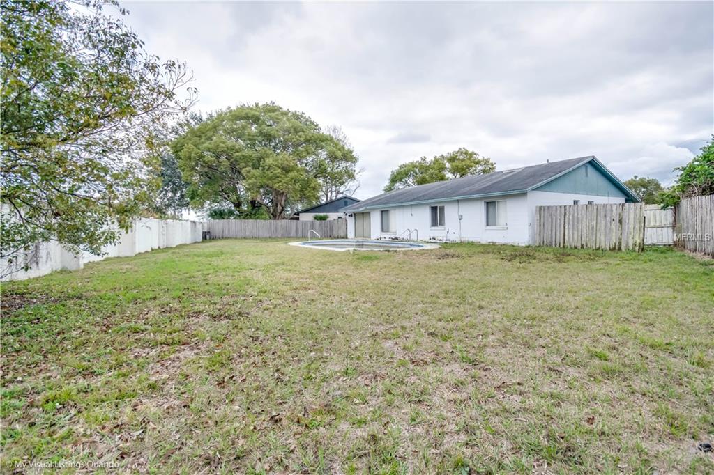 11238 HAVERSHAM COURT, ORLANDO, Florida 32837, 4 Bedrooms Bedrooms, 3 Rooms Rooms,2 BathroomsBathrooms,Residential,For sale,HAVERSHAM,O5560939