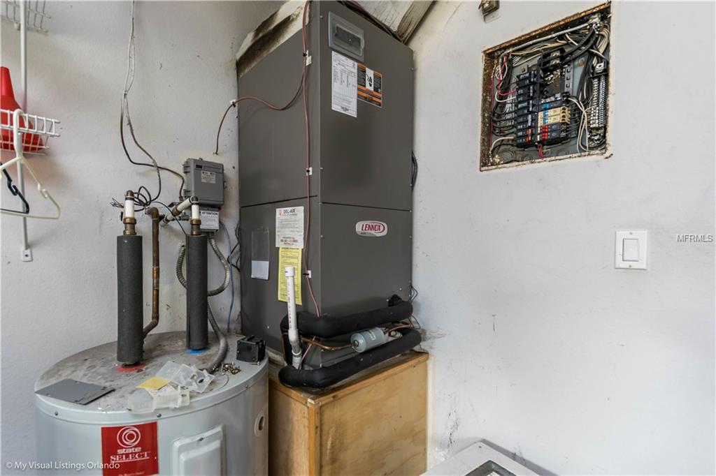 11238 HAVERSHAM COURT, ORLANDO, Florida 32837, 4 Bedrooms Bedrooms, 3 Rooms Rooms,2 BathroomsBathrooms,Residential,For sale,HAVERSHAM,O5560939