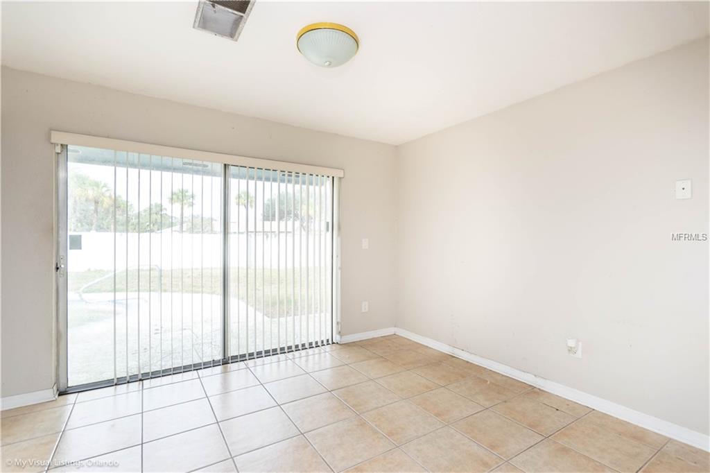 11238 HAVERSHAM COURT, ORLANDO, Florida 32837, 4 Bedrooms Bedrooms, 3 Rooms Rooms,2 BathroomsBathrooms,Residential,For sale,HAVERSHAM,O5560939