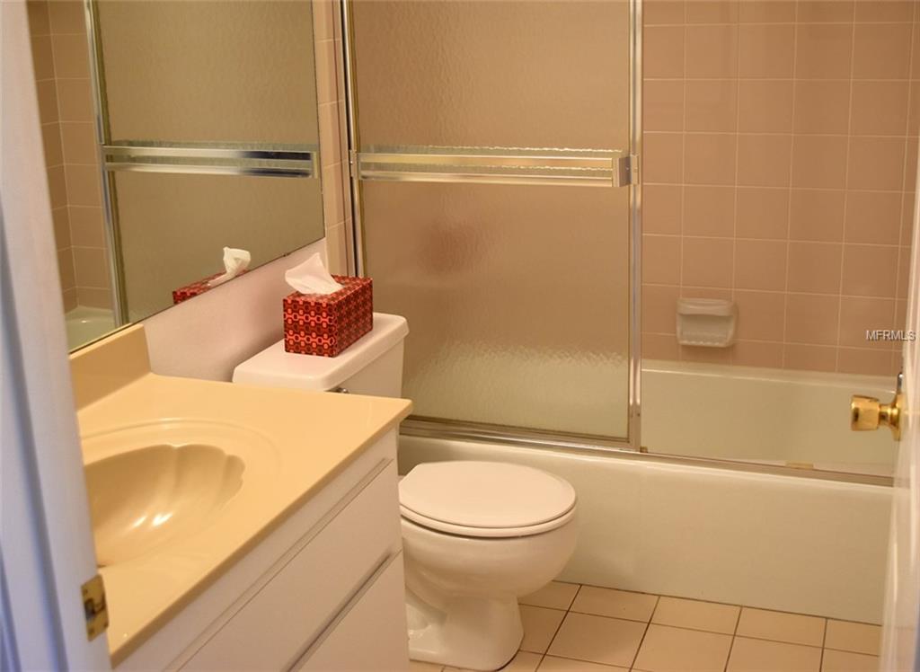 926 CAPRI ISLES BOULEVARD, VENICE, Florida 34292, 2 Bedrooms Bedrooms, 6 Rooms Rooms,2 BathroomsBathrooms,Residential,For sale,CAPRI ISLES,A4209655