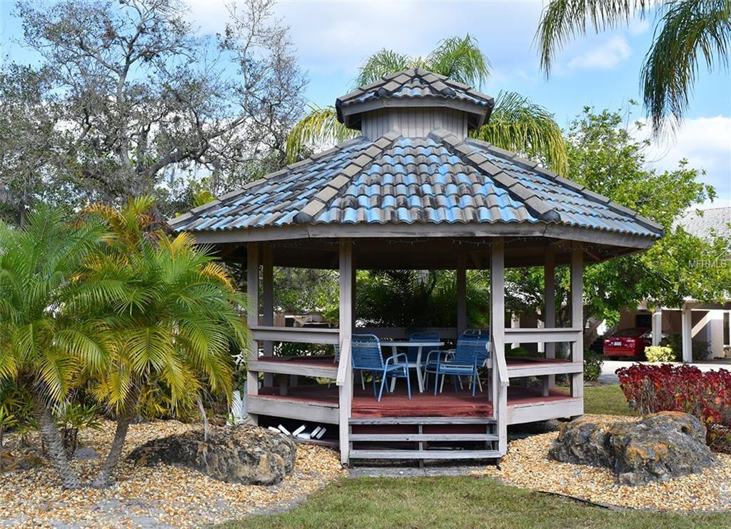 926 CAPRI ISLES BOULEVARD, VENICE, Florida 34292, 2 Bedrooms Bedrooms, 6 Rooms Rooms,2 BathroomsBathrooms,Residential,For sale,CAPRI ISLES,A4209655