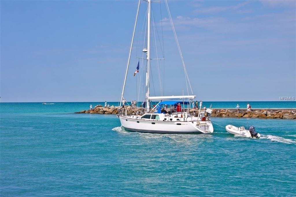 926 CAPRI ISLES BOULEVARD, VENICE, Florida 34292, 2 Bedrooms Bedrooms, 6 Rooms Rooms,2 BathroomsBathrooms,Residential,For sale,CAPRI ISLES,A4209655