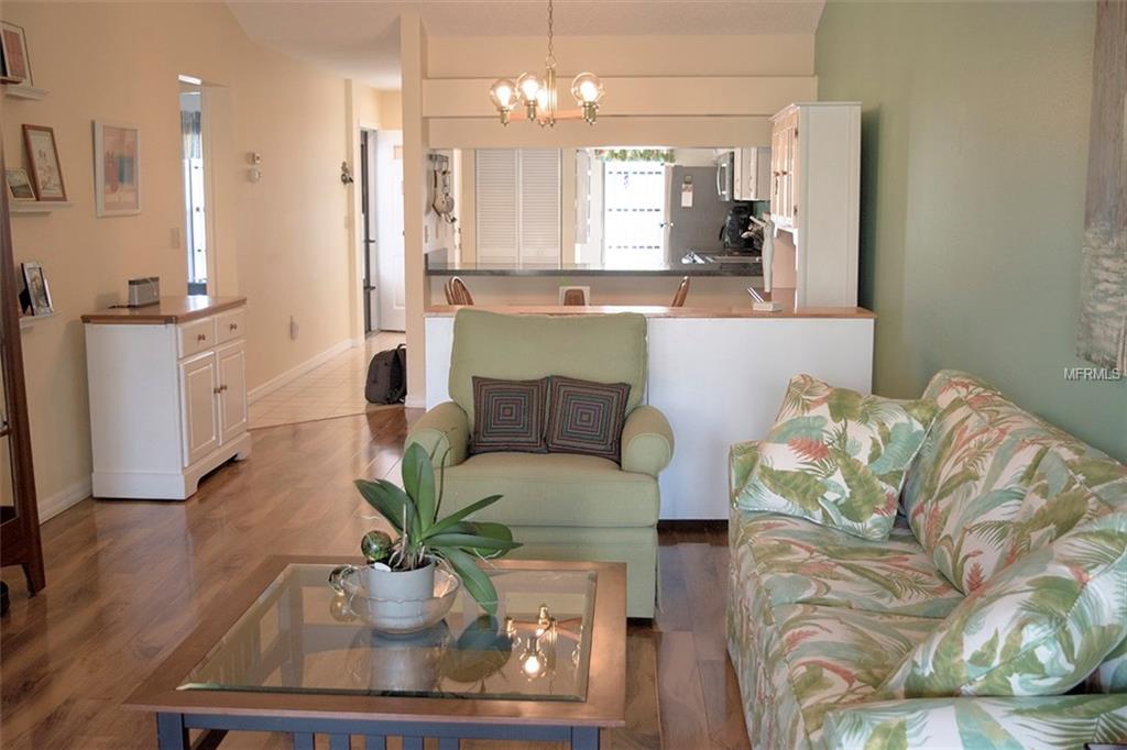 926 CAPRI ISLES BOULEVARD, VENICE, Florida 34292, 2 Bedrooms Bedrooms, 6 Rooms Rooms,2 BathroomsBathrooms,Residential,For sale,CAPRI ISLES,A4209655