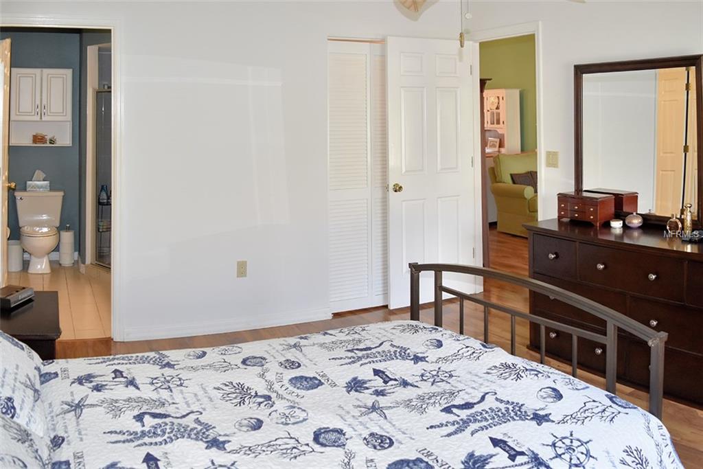 926 CAPRI ISLES BOULEVARD, VENICE, Florida 34292, 2 Bedrooms Bedrooms, 6 Rooms Rooms,2 BathroomsBathrooms,Residential,For sale,CAPRI ISLES,A4209655