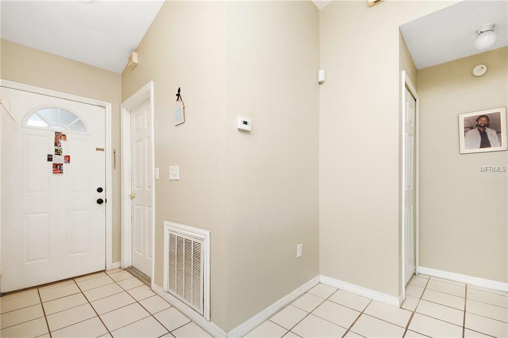 119 WHITEHALL WAY, KISSIMMEE, Florida 34758, 3 Bedrooms Bedrooms, 5 Rooms Rooms,2 BathroomsBathrooms,Residential,For sale,WHITEHALL,O5561450