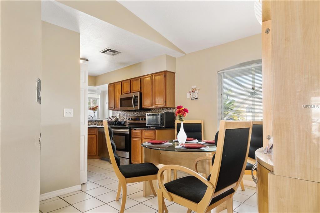 119 WHITEHALL WAY, KISSIMMEE, Florida 34758, 3 Bedrooms Bedrooms, 5 Rooms Rooms,2 BathroomsBathrooms,Residential,For sale,WHITEHALL,O5561450