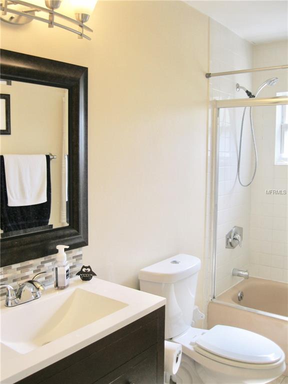 2200 HENDERSON DRIVE, ORLANDO, Florida 32806, 3 Bedrooms Bedrooms, 6 Rooms Rooms,2 BathroomsBathrooms,Residential,For sale,HENDERSON,O5561630