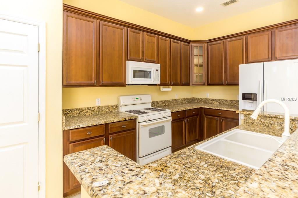 229 CREPE MYRTLE DRIVE, GROVELAND, Florida 34736, 3 Bedrooms Bedrooms, 8 Rooms Rooms,2 BathroomsBathrooms,Residential,For sale,CREPE MYRTLE,R4707419