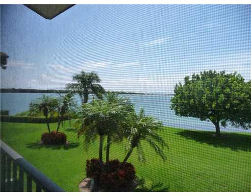 6295 BAHIA DEL MAR CIRCLE, ST PETERSBURG, Florida 33715, 2 Bedrooms Bedrooms, ,2 BathroomsBathrooms,Rental,For Rent,BAHIA DEL MAR,U7524404