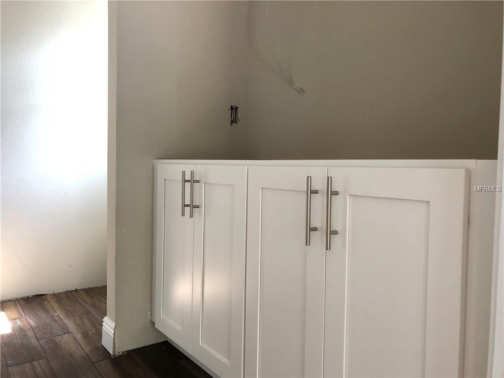 927 17TH STREET N, ST PETERSBURG, Florida 33712, 3 Bedrooms Bedrooms, 5 Rooms Rooms,2 BathroomsBathrooms,Residential,For sale,17TH,T2905692