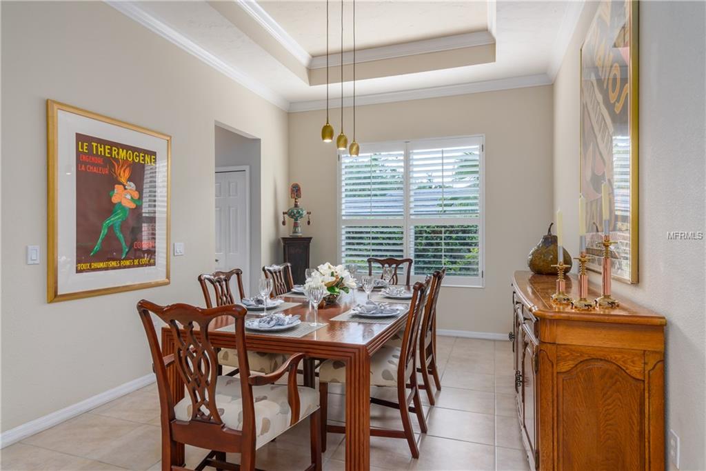 8163 ABINGDON COURT, UNIVERSITY PARK, Florida 34201, 3 Bedrooms Bedrooms, 7 Rooms Rooms,2 BathroomsBathrooms,Residential,For sale,ABINGDON,A4199135