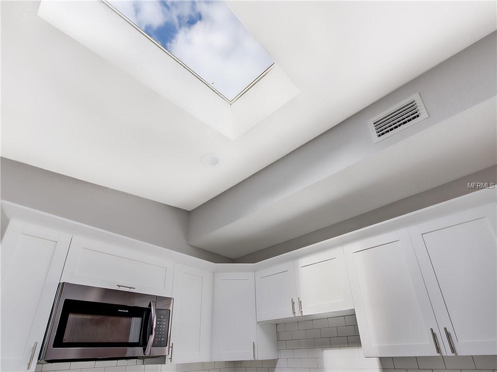 1557 TUSCOLA ROAD, CLEARWATER, Florida 33756, 3 Bedrooms Bedrooms, 6 Rooms Rooms,2 BathroomsBathrooms,Residential,For sale,TUSCOLA,U7841725