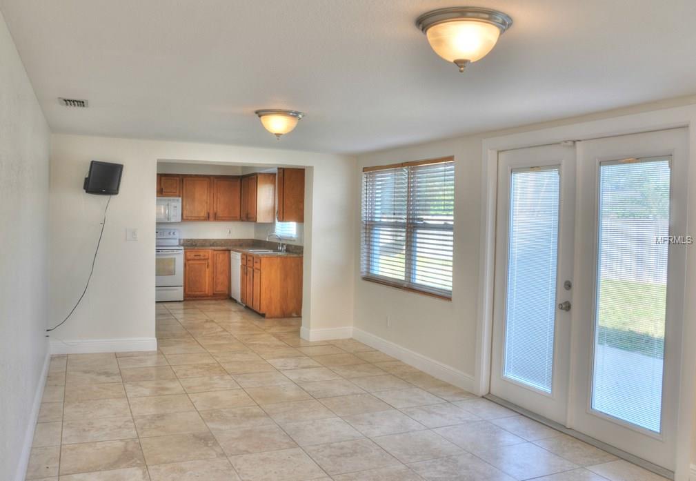 8199 MARTIN LANE, SEMINOLE, Florida 33777, 3 Bedrooms Bedrooms, 6 Rooms Rooms,2 BathroomsBathrooms,Residential,For sale,MARTIN,U7843428