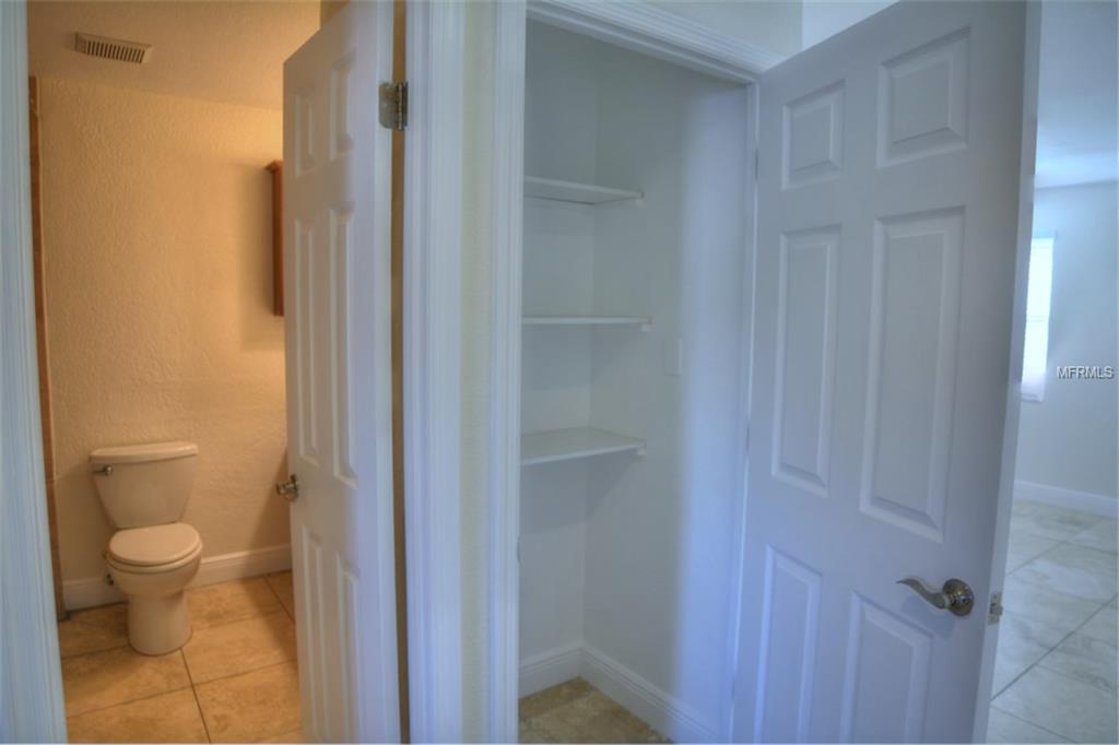 8199 MARTIN LANE, SEMINOLE, Florida 33777, 3 Bedrooms Bedrooms, 6 Rooms Rooms,2 BathroomsBathrooms,Residential,For sale,MARTIN,U7843428