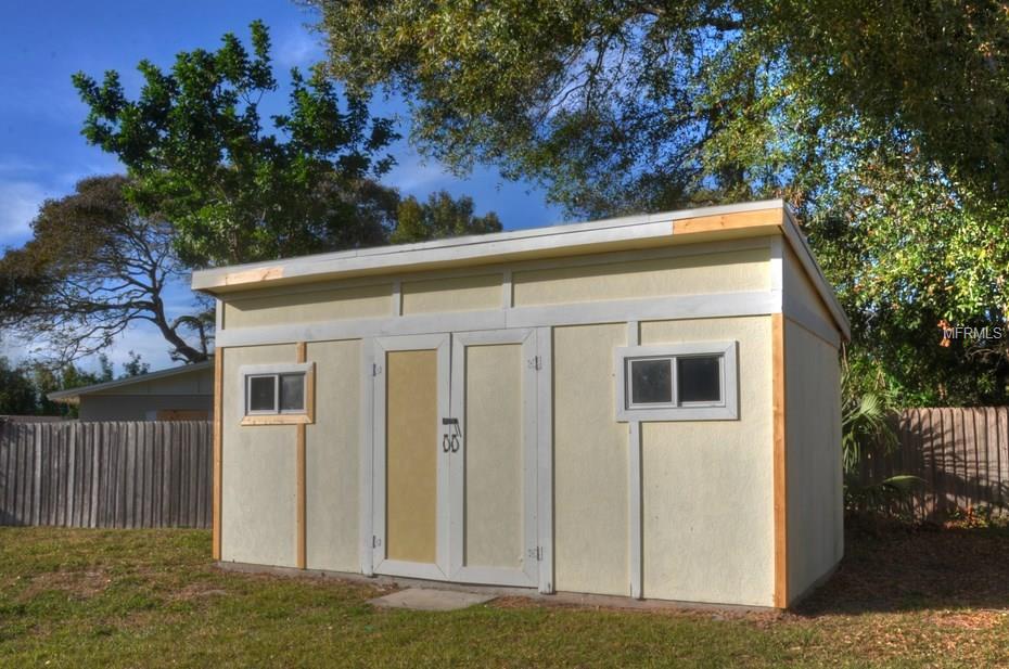 8199 MARTIN LANE, SEMINOLE, Florida 33777, 3 Bedrooms Bedrooms, 6 Rooms Rooms,2 BathroomsBathrooms,Residential,For sale,MARTIN,U7843428