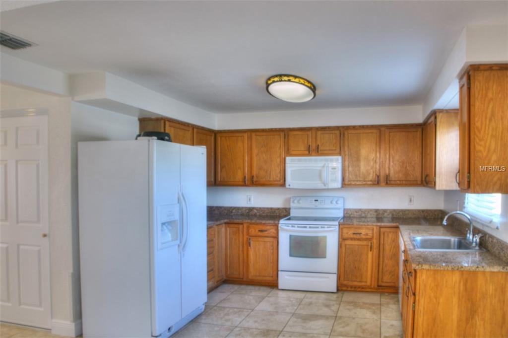 8199 MARTIN LANE, SEMINOLE, Florida 33777, 3 Bedrooms Bedrooms, 6 Rooms Rooms,2 BathroomsBathrooms,Residential,For sale,MARTIN,U7843428