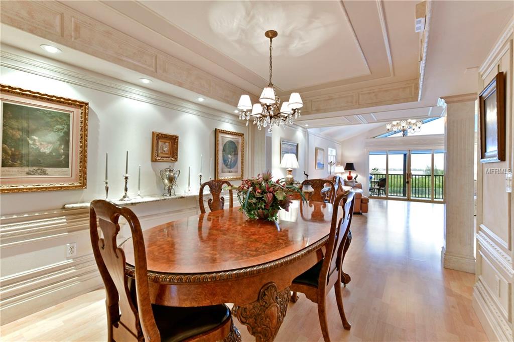 515 LEFFINGWELL AVENUE, ELLENTON, Florida 34222, 3 Bedrooms Bedrooms, 7 Rooms Rooms,3 BathroomsBathrooms,Residential,For sale,LEFFINGWELL,A4208278