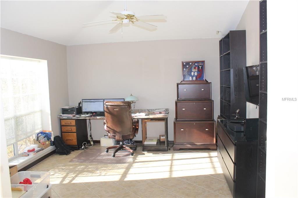 46 HOLLOW PINE DRIVE, DEBARY, Florida 32713, 3 Bedrooms Bedrooms, 6 Rooms Rooms,2 BathroomsBathrooms,Residential,For sale,HOLLOW PINE,O5560165