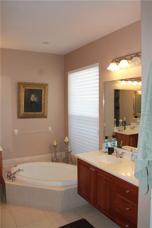 6371 YELLOW WOOD PLACE, SARASOTA, Florida 34241, 3 Bedrooms Bedrooms, 7 Rooms Rooms,2 BathroomsBathrooms,Residential,For sale,YELLOW WOOD,A4209227