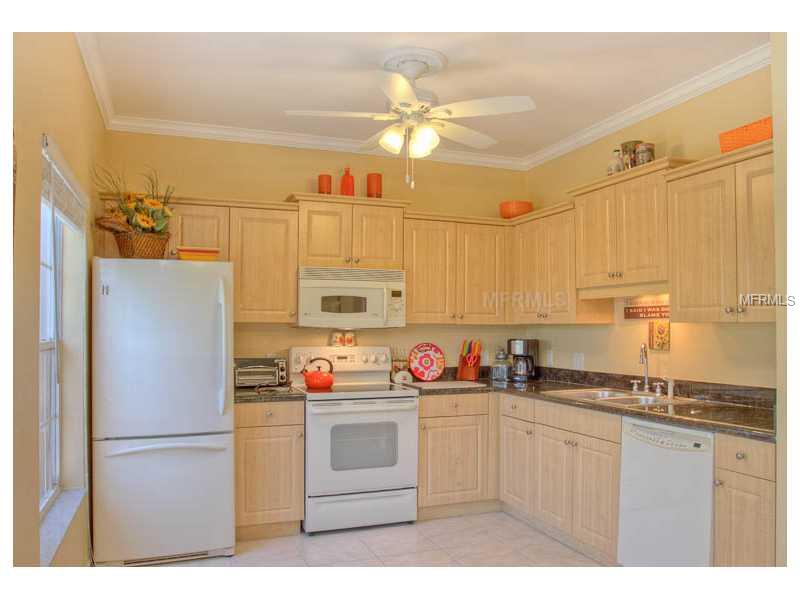 7675 PLANTATION CIRCLE, UNIVERSITY PARK, Florida 34201, 2 Bedrooms Bedrooms, ,2 BathroomsBathrooms,Rental,For Rent,PLANTATION,A4113175