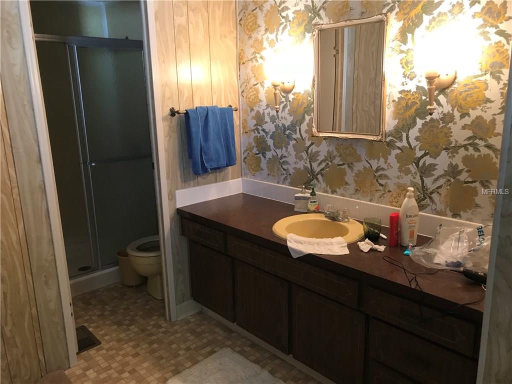 921 FAITH CIRCLE E, BRADENTON, Florida 34212, 3 Bedrooms Bedrooms, 7 Rooms Rooms,2 BathroomsBathrooms,Residential,For sale,FAITH,A4209656