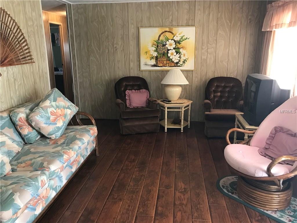 921 FAITH CIRCLE E, BRADENTON, Florida 34212, 3 Bedrooms Bedrooms, 7 Rooms Rooms,2 BathroomsBathrooms,Residential,For sale,FAITH,A4209656