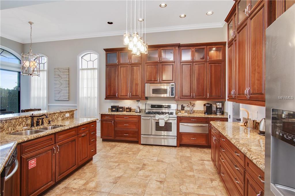 354 MUIRFIELD LOOP, REUNION, Florida 34747, 5 Bedrooms Bedrooms, 11 Rooms Rooms,4 BathroomsBathrooms,Residential,For sale,MUIRFIELD,O5561451