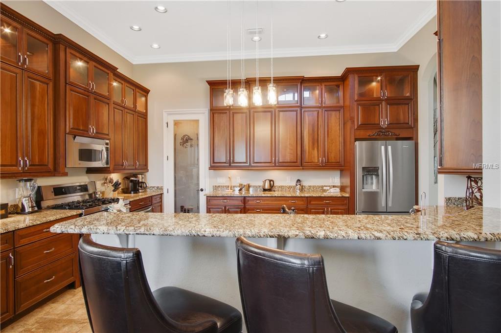 354 MUIRFIELD LOOP, REUNION, Florida 34747, 5 Bedrooms Bedrooms, 11 Rooms Rooms,4 BathroomsBathrooms,Residential,For sale,MUIRFIELD,O5561451