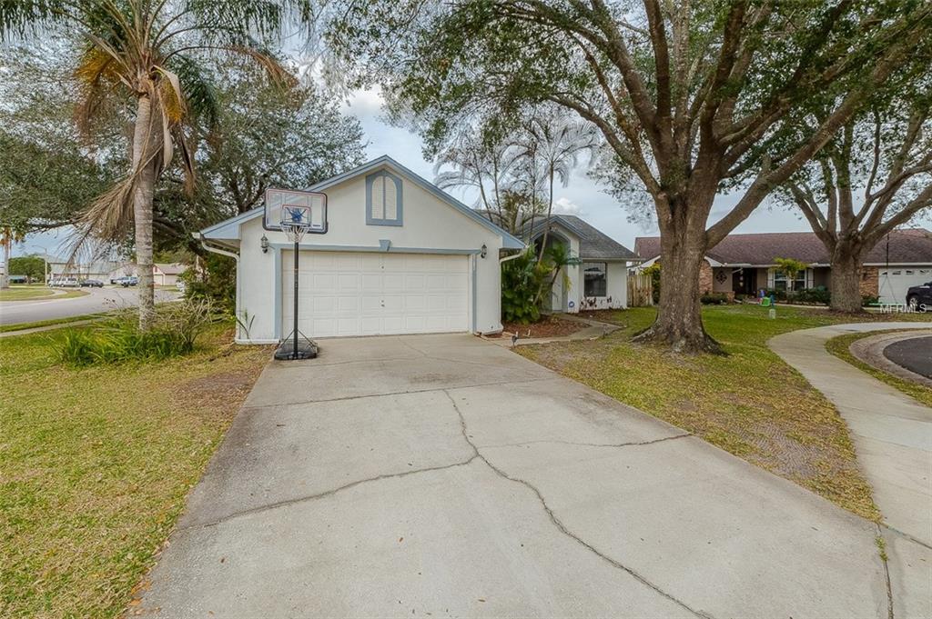 2815 KITIMAT COURT, ORLANDO, Florida 32837, 3 Bedrooms Bedrooms, 5 Rooms Rooms,2 BathroomsBathrooms,Residential,For sale,KITIMAT,S4857012