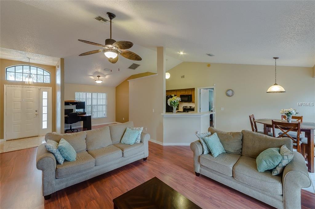 2815 KITIMAT COURT, ORLANDO, Florida 32837, 3 Bedrooms Bedrooms, 5 Rooms Rooms,2 BathroomsBathrooms,Residential,For sale,KITIMAT,S4857012