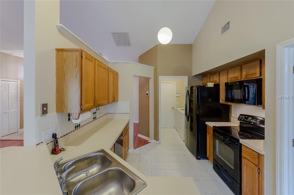 2815 KITIMAT COURT, ORLANDO, Florida 32837, 3 Bedrooms Bedrooms, 5 Rooms Rooms,2 BathroomsBathrooms,Residential,For sale,KITIMAT,S4857012