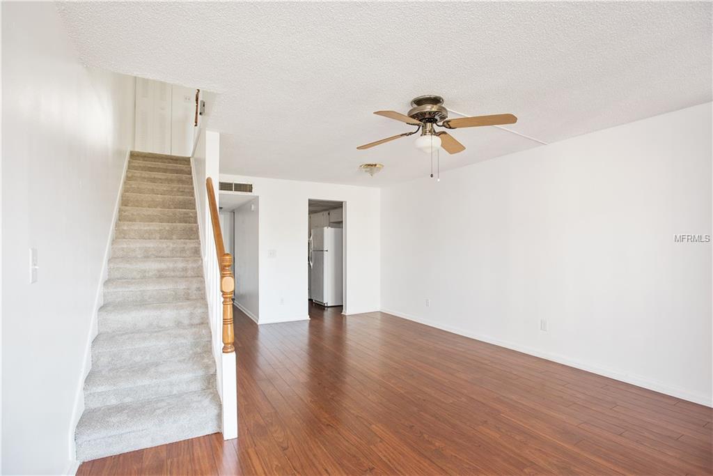 122 N KINGS AVENUE, BRANDON, Florida 33510, 2 Bedrooms Bedrooms, 4 Rooms Rooms,1 BathroomBathrooms,Residential,For sale,KINGS,T2928462