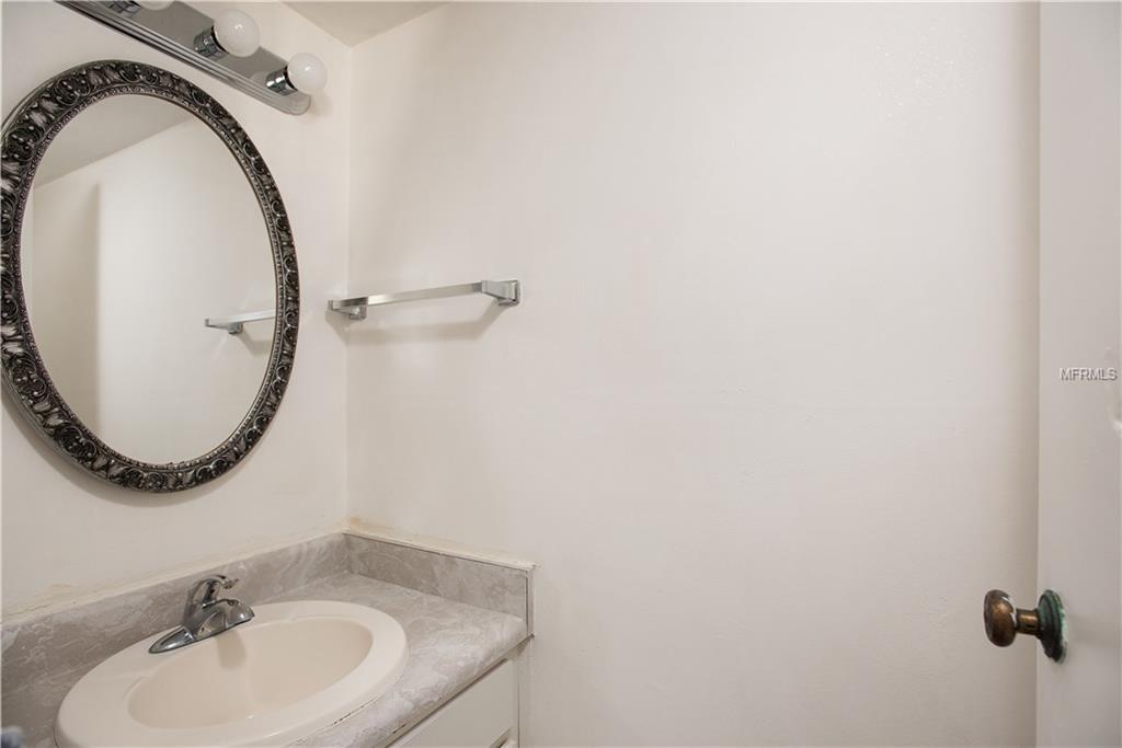 122 N KINGS AVENUE, BRANDON, Florida 33510, 2 Bedrooms Bedrooms, 4 Rooms Rooms,1 BathroomBathrooms,Residential,For sale,KINGS,T2928462