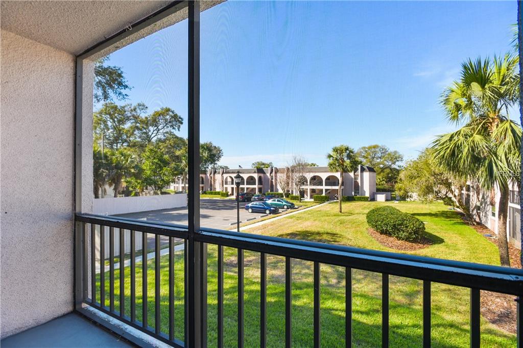 122 N KINGS AVENUE, BRANDON, Florida 33510, 2 Bedrooms Bedrooms, 4 Rooms Rooms,1 BathroomBathrooms,Residential,For sale,KINGS,T2928462