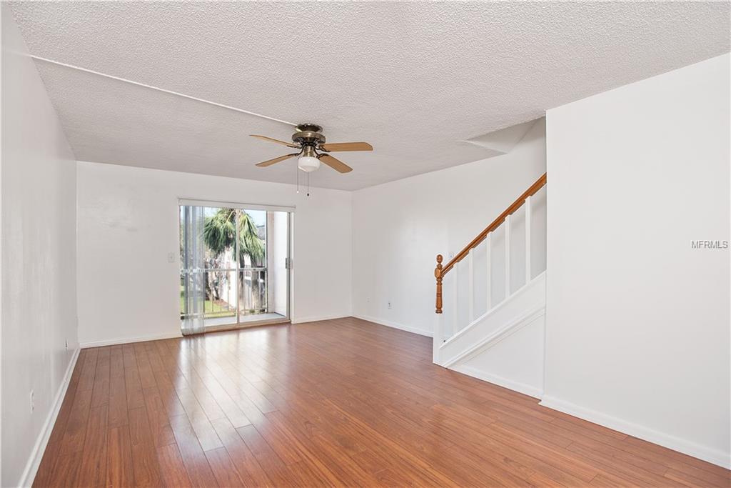 122 N KINGS AVENUE, BRANDON, Florida 33510, 2 Bedrooms Bedrooms, 4 Rooms Rooms,1 BathroomBathrooms,Residential,For sale,KINGS,T2928462