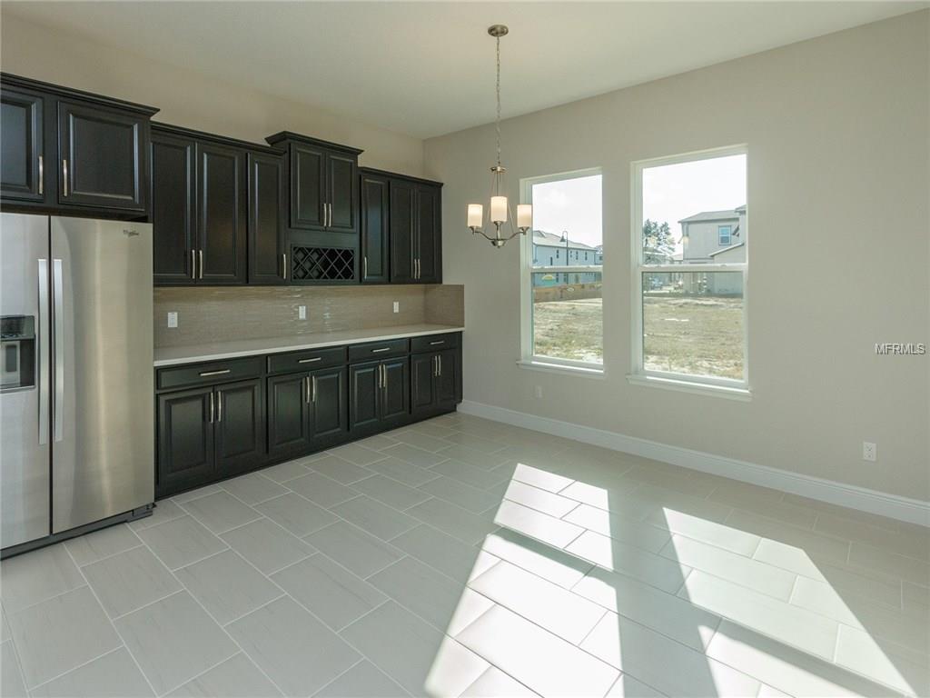 1646 HOLCOMB CREEK STREET, WINTER GARDEN, Florida 34787, 4 Bedrooms Bedrooms, 8 Rooms Rooms,3 BathroomsBathrooms,Residential,For sale,HOLCOMB CREEK,O5518335